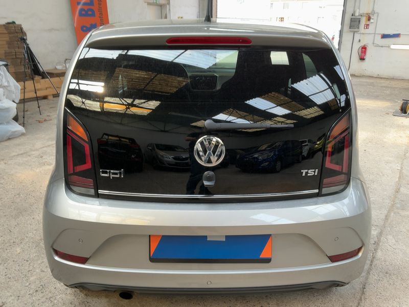 Volkswagen up! 1.0 TSI High up! BlueMotion Tech 2016 – снимка 7