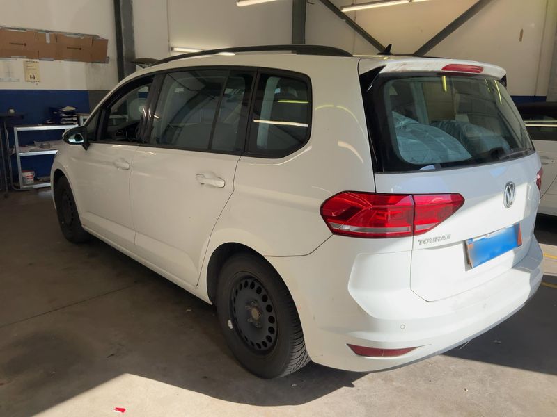 Volkswagen Touran 1.2 TSI Comfortline BlueMotion Tech 2016 – снимка 6