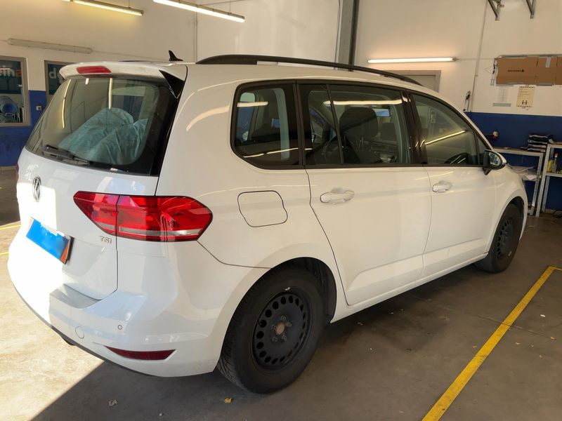 Volkswagen Touran 1.2 TSI Comfortline BlueMotion Tech 2016 – снимка 8
