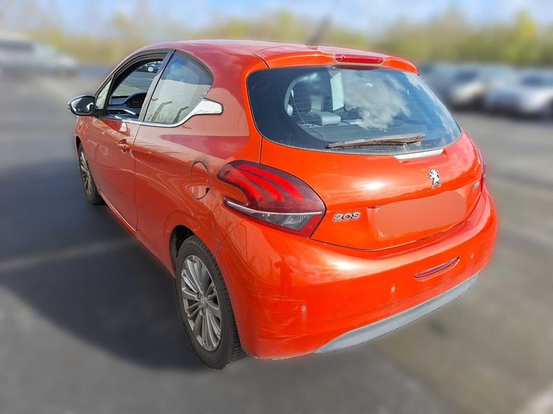 Peugeot 208 1.2 PureTech Allure 2017 – снимка 3