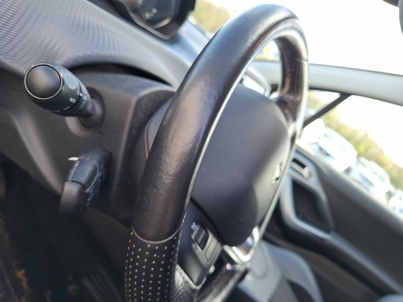 Peugeot 208 1.2 PureTech Allure 2017 – снимка 67