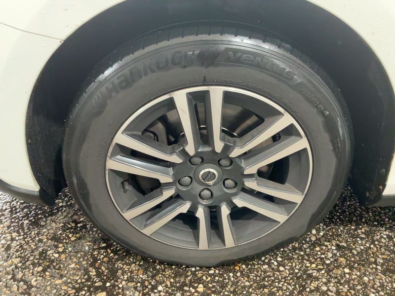 Volvo V40 Cross Country 2.0 D2 Plus 2019 – снимка 3