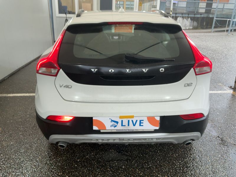 Volvo V40 Cross Country 2.0 D2 Plus 2019 – снимка 7