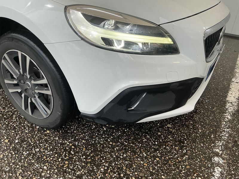 Volvo V40 Cross Country 2.0 D2 Plus 2019 – снимка 36