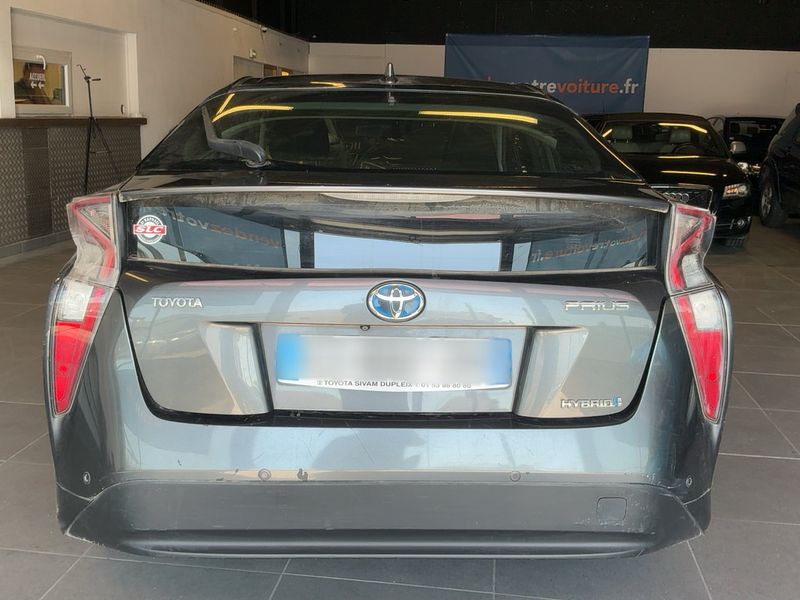 Toyota Prius 1.8 Hybrid Dynamic 2016 – снимка 7