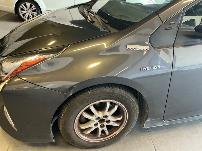 Toyota Prius 1.8 Hybrid Dynamic 2016 – снимка 31