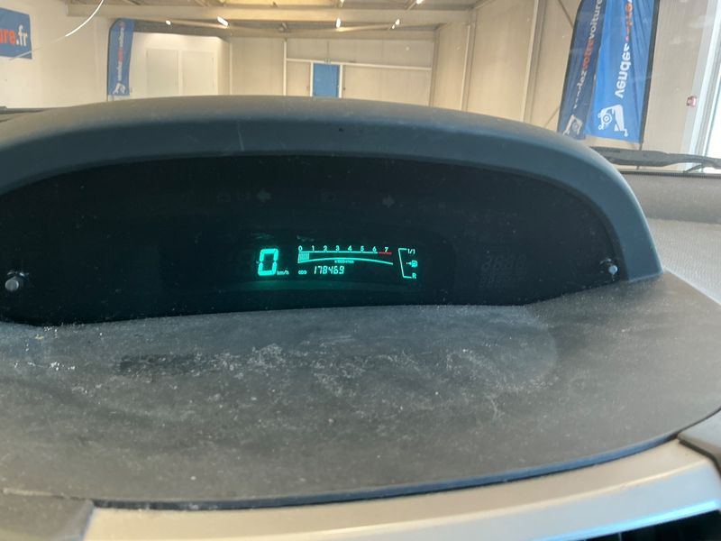 Toyota Yaris 1.3 VVT-i Luna 2006 – снимка 4