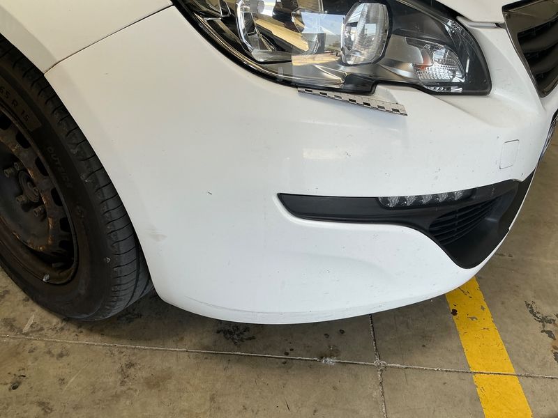 Peugeot 308 1.6 Blue-HDi Premium 2016 – снимка 31