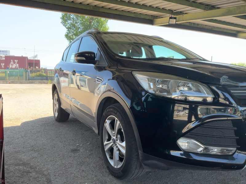 Ford Kuga 2.0 TDCi Plus 2015 – снимка 12