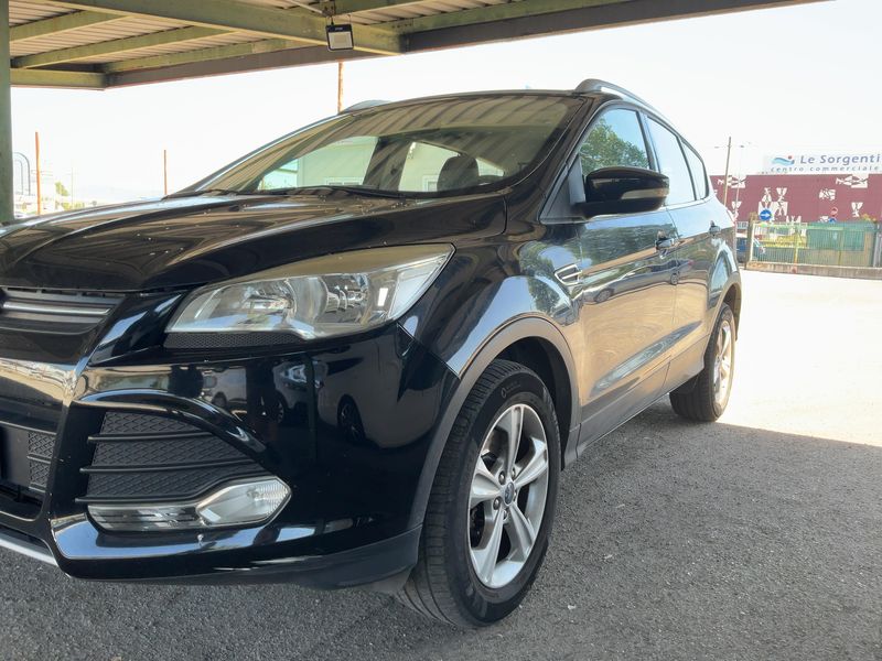 Ford Kuga 2.0 TDCi Plus 2015 – снимка 2
