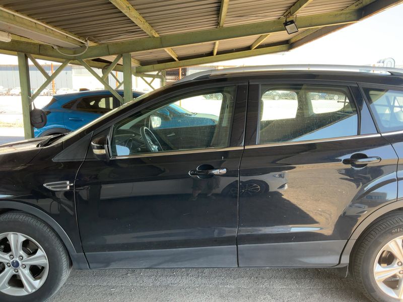 Ford Kuga 2.0 TDCi Plus 2015 – снимка 4