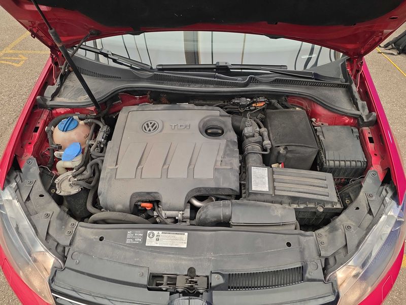 Volkswagen Golf VI 1.6 TDI 2009 – снимка 8
