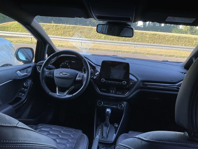 Ford Fiesta 1.0 EcoBoost Vignale 2019 – снимка 18