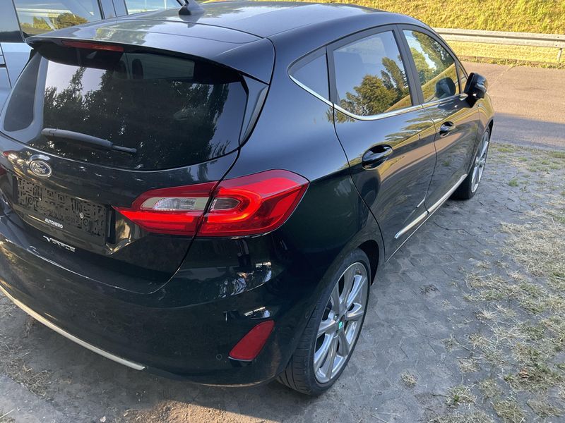 Ford Fiesta 1.0 EcoBoost Vignale 2019 – снимка 8