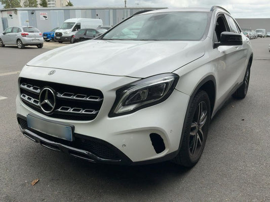 Mercedes-Benz GLA-Klasse GLA 180 Sensation 2018 – снимка 1