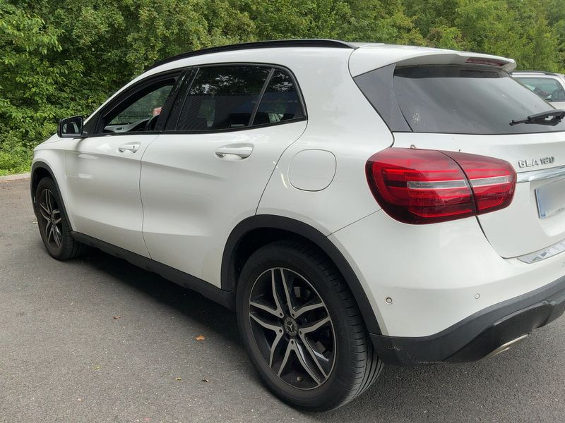 Mercedes-Benz GLA-Klasse GLA 180 Sensation 2018 – снимка 6