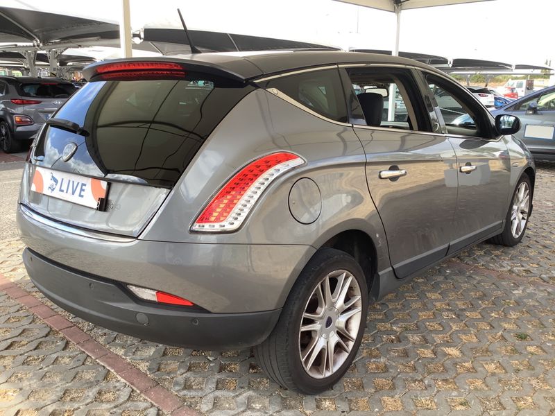 Lancia Delta 1.6 Diesel Argento 2008 – снимка 2