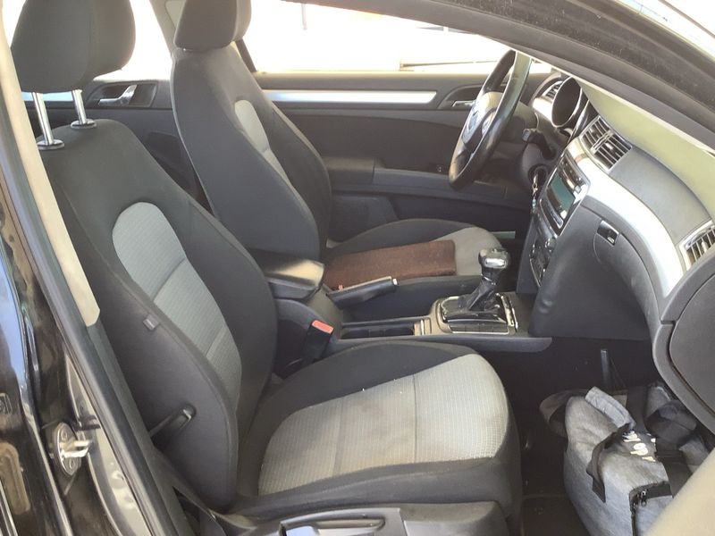 Skoda Superb 2.0 TDI Ambition 2012 – снимка 11