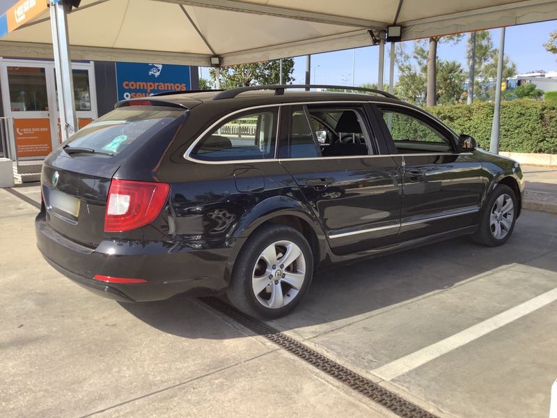 Skoda Superb 2.0 TDI Ambition 2012 – снимка на щета