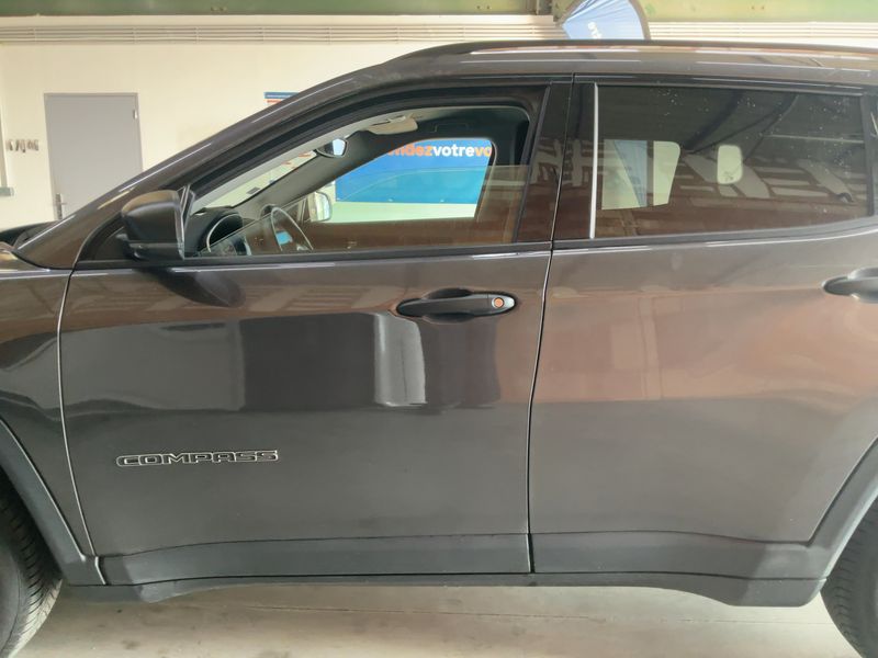 Jeep Compass 1.6 M-Jet Sport FWD 2018 – снимка 4