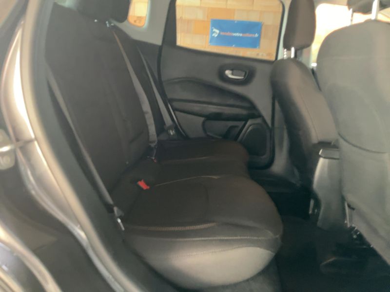 Jeep Compass 1.6 M-Jet Sport FWD 2018 – снимка 20