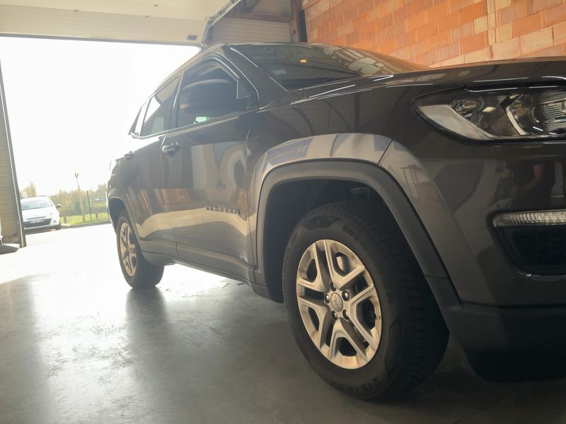 Jeep Compass 1.6 M-Jet Sport FWD 2018 – снимка 12