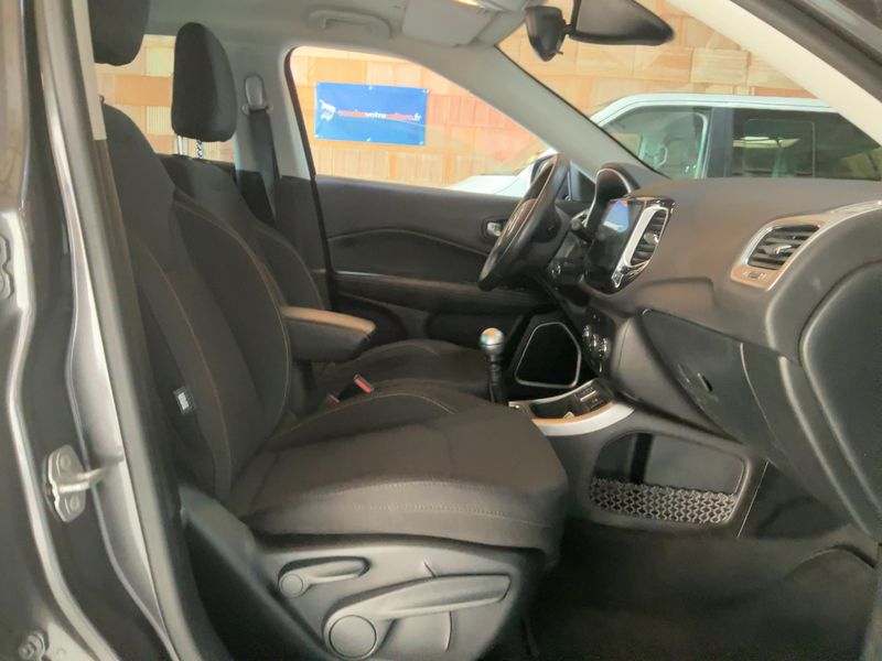 Jeep Compass 1.6 M-Jet Sport FWD 2018 – снимка 17