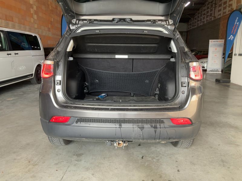 Jeep Compass 1.6 M-Jet Sport FWD 2018 – снимка 16