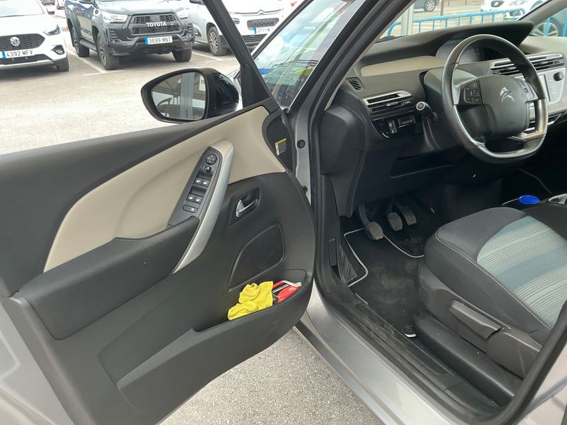 Citroen C4 Grand Spacetourer 1.5 Blue-HDi Rip Curl 2019 – снимка 31