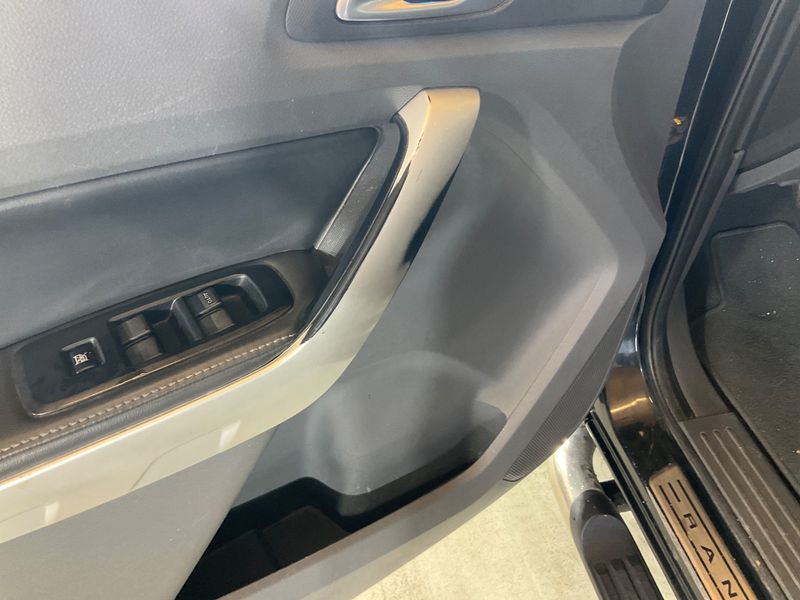 Ford Ranger 2.2 TDCi Doppelkabine Limited 4x4 2015 – снимка 33