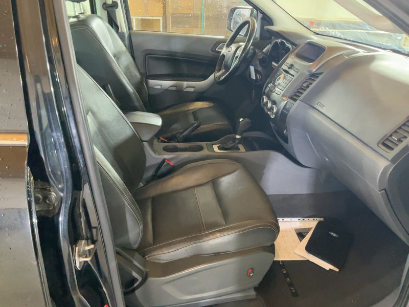 Ford Ranger 2.2 TDCi Doppelkabine Limited 4x4 2015 – снимка 17