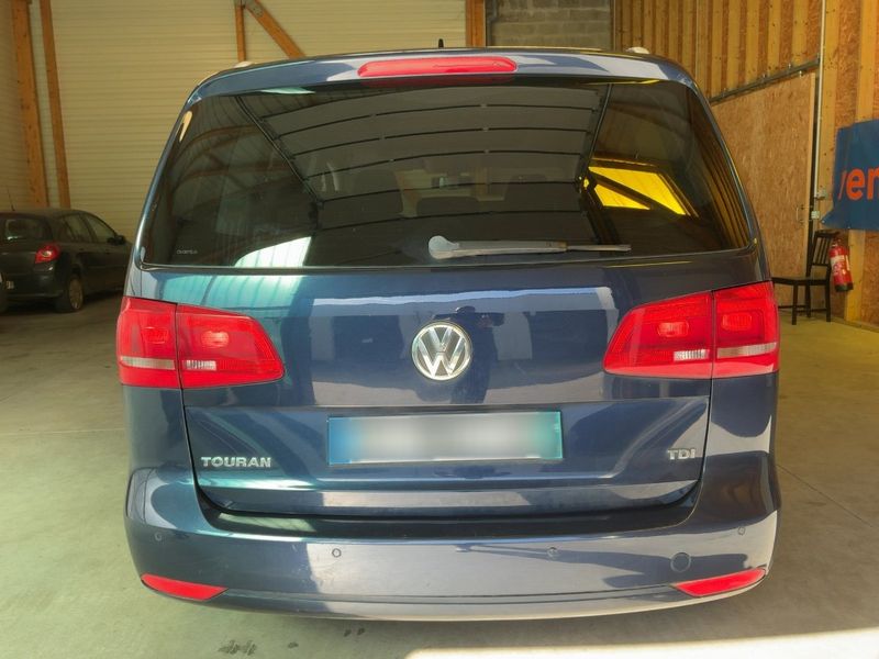 Volkswagen Touran 1.6 TDI Design Edition 2012 – снимка на щета 7