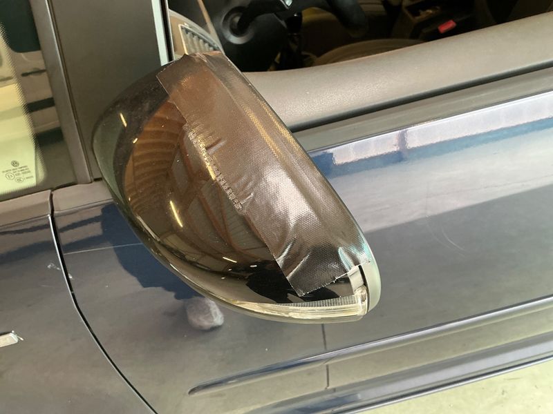 Volkswagen Touran 1.6 TDI Design Edition 2012 – снимка на щета 40