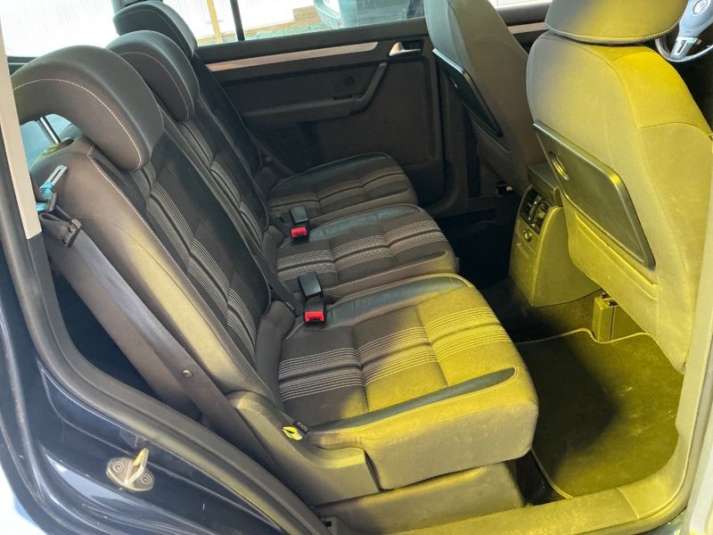 Volkswagen Touran 1.6 TDI Design Edition 2012 – снимка на щета 37