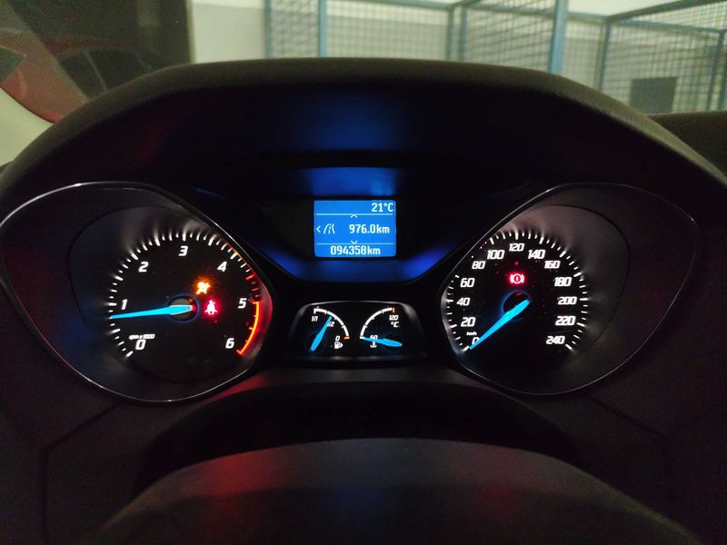 Ford Focus 1.6 TDCi Trend 2011 – снимка 12