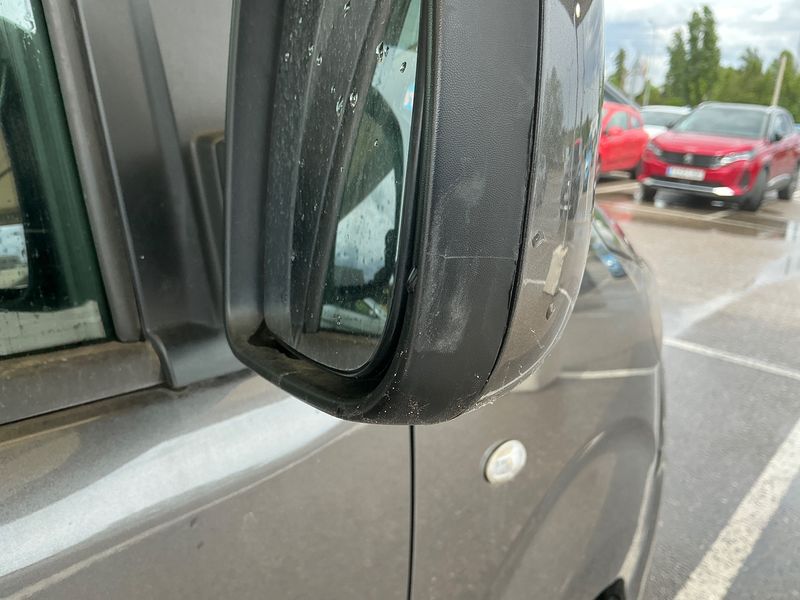 Peugeot Traveller 2.0 Blue-HDi Active L2 2018 – снимка 22