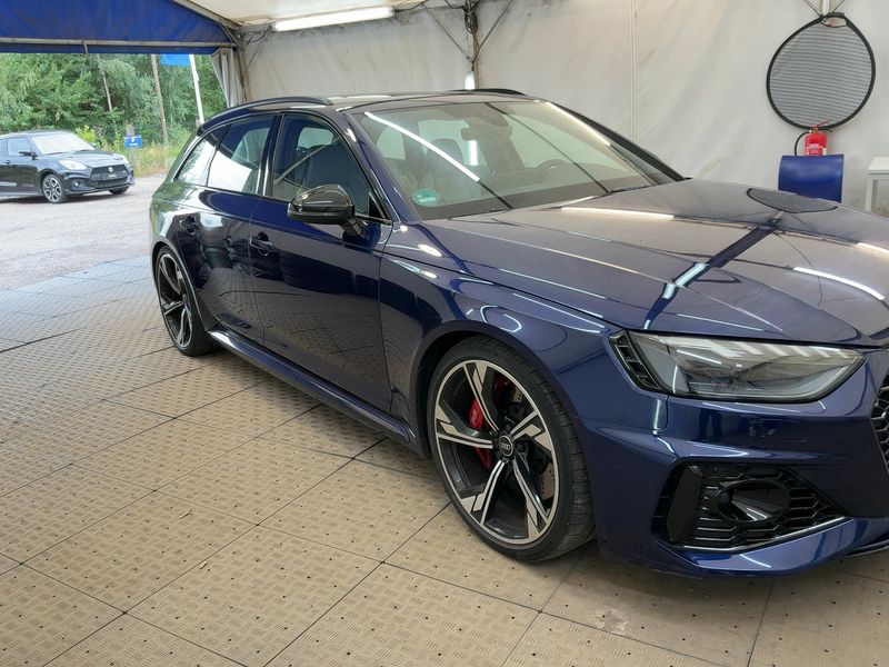 Audi RS 4 2.9 TFSI quattro 2021 – снимка 12