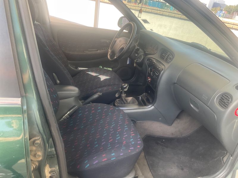 Hyundai Lantra 2.0 GLS 1998 – снимка 3