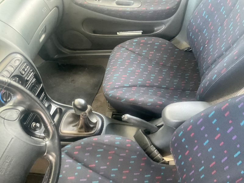 Hyundai Lantra 2.0 GLS 1998 – снимка 15