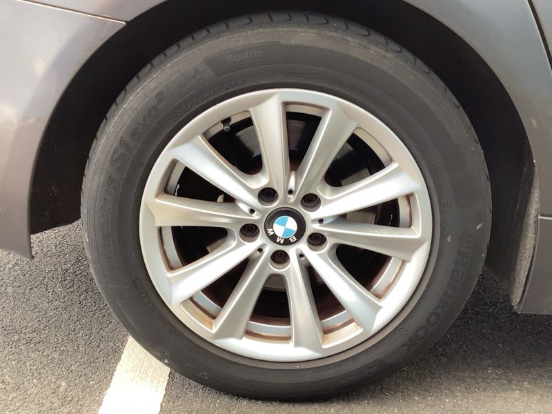 BMW 5er 520d 2012 – снимка 19
