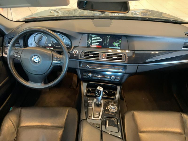 BMW 5er 520i 2012 – снимка 17