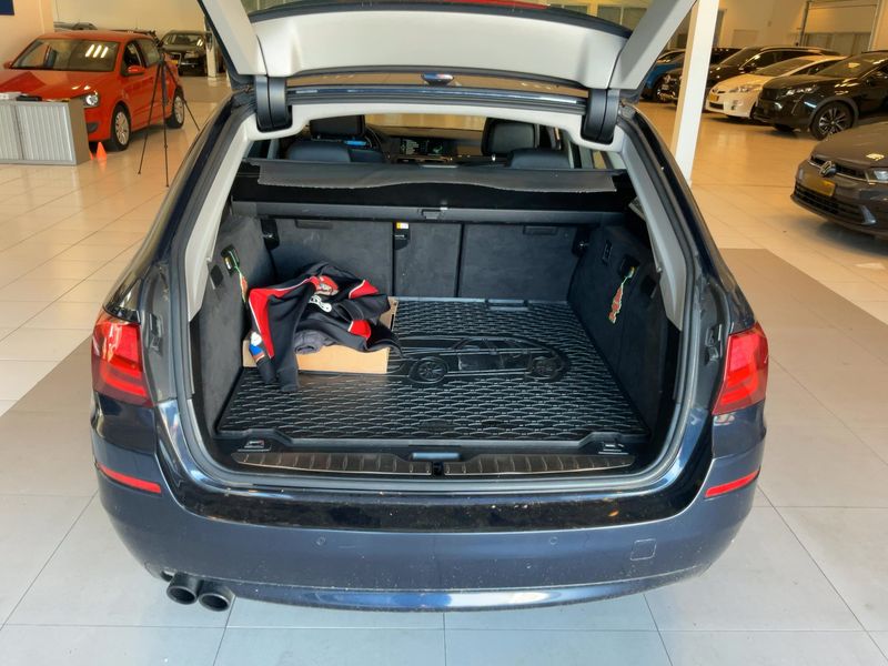 BMW 5er 520i 2012 – снимка 15