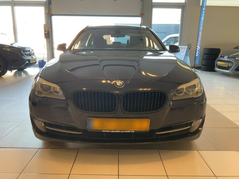 BMW 5er 520i 2012 – снимка 14