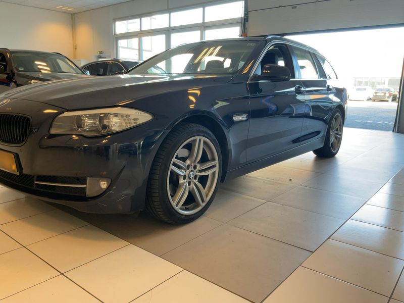 BMW 5er 520i 2012 – снимка 2