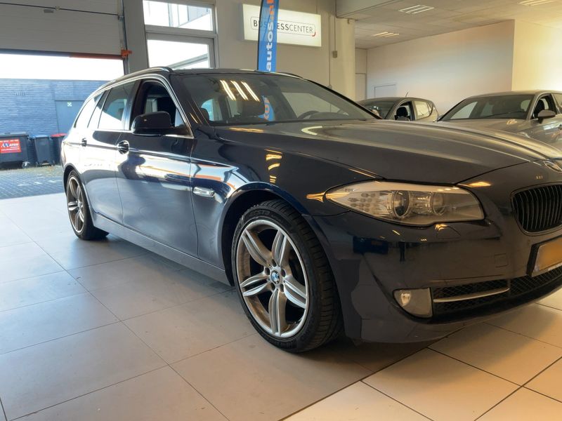BMW 5er 520i 2012 – снимка 12