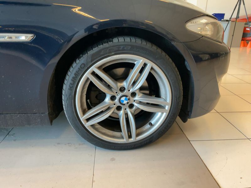 BMW 5er 520i 2012 – снимка 11