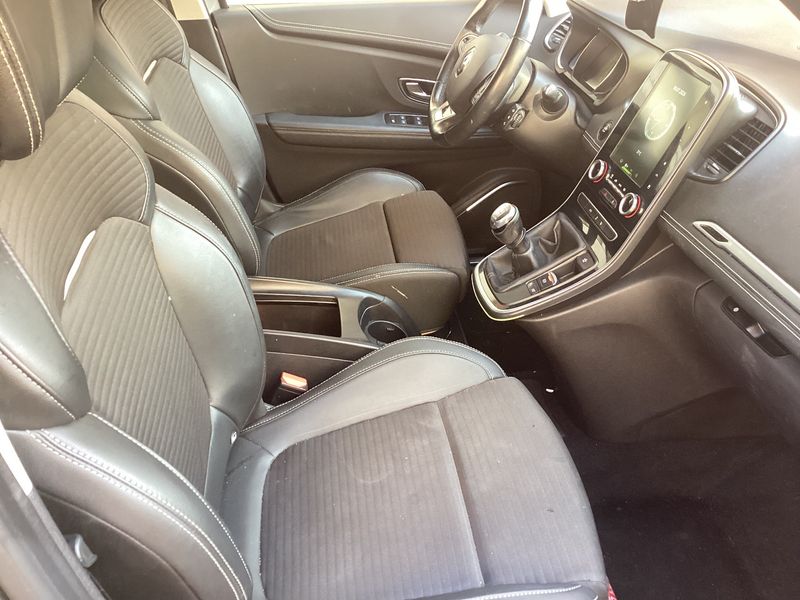 Renault Scenic 1.2 TCe Energy BOSE Edition 2017 – снимка 16