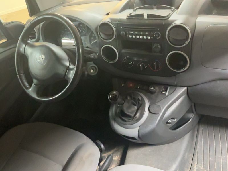 Peugeot Partner 1.6 Blue-HDi L2 Komfort Plus 2015 – снимка 12