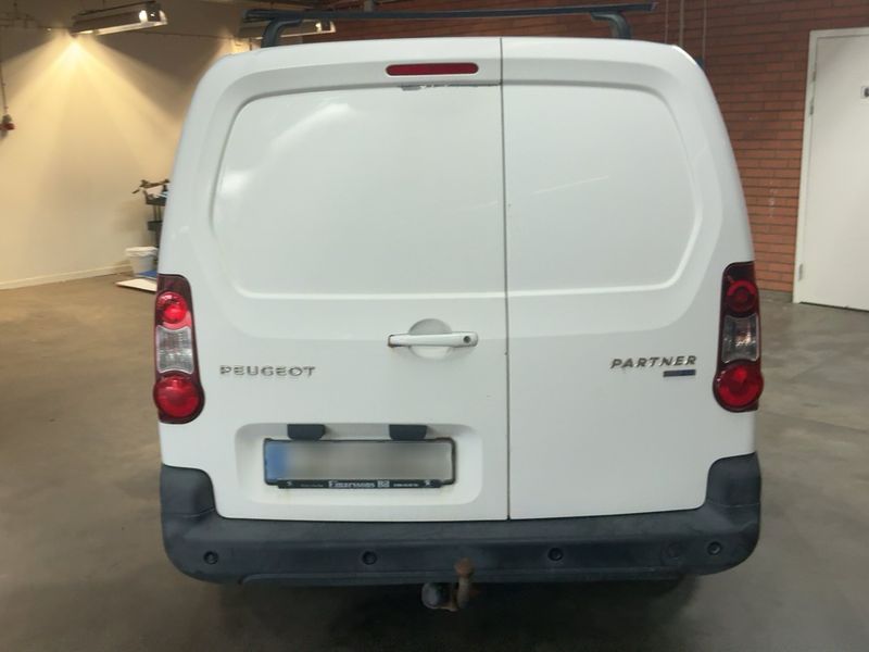 Peugeot Partner 1.6 Blue-HDi L2 Komfort Plus 2015 – снимка 5