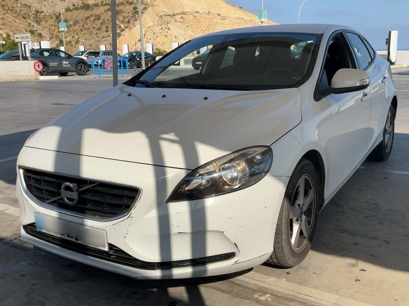 Volvo V40 1.6 D2 2013 – снимка 1